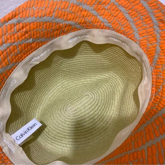 Calvin Klein hat beautiful tan orange - Picture 8 of 8